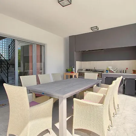 Ferienhaus Windrose Pula