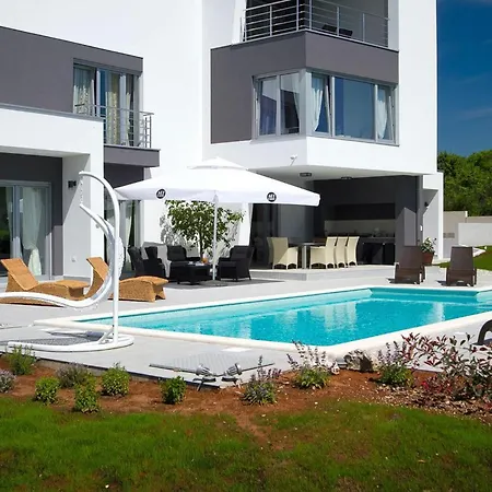 Ferienhaus Windrose Pula